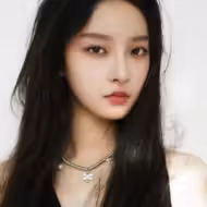 杨舒伊