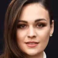 Sophie Skelton