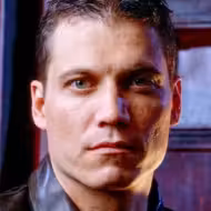 Holt McCallany